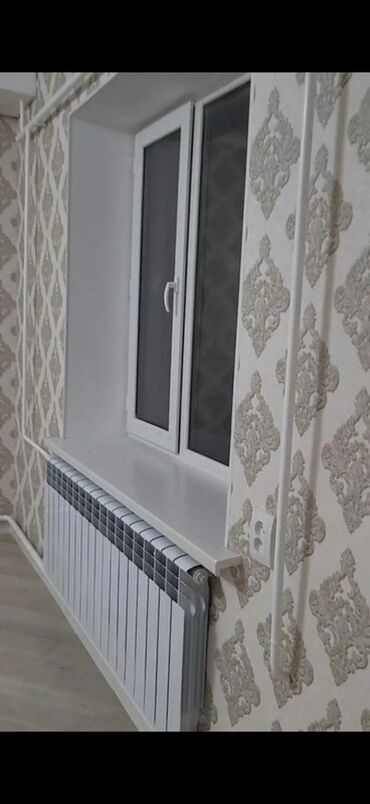 ысык ата гостевой дом: 100 кв. м, 3 бөлмө, Жылуу пол, Брондолгон эшиктер, Забор, тосулган