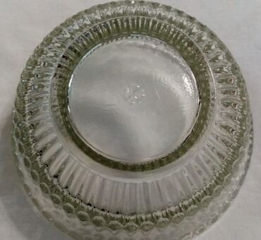 Digər süfrə qabları: Vazalar Rusiyanın 1980-cı illər "Urşel" zavodunun istehsalıdır — 12