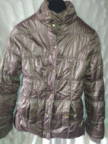 Верхняя одежда: КУРТКИ на девочек.Возраст 11 и 13 лет Фирменные.Хорошего качества at lalafo.kg — 3 Верхняя одежда: КУРТКИ на девочек.Возраст 11 и 13 лет Фирменные.Хорошего качества — 3