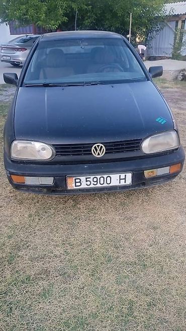 Транспорт: Volkswagen Golf: 1994 г., 1.6 л, Механика, Хэтчбэк — 1