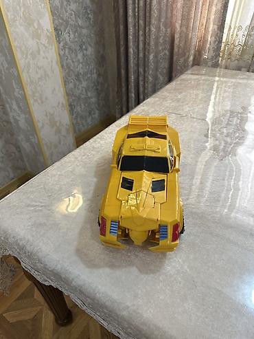 thomas oyuncaq paravoz dəsti: Sarı rəngli transformasiya olunan oyuncaqlar maşın/robot - 2-si 1-də — 1