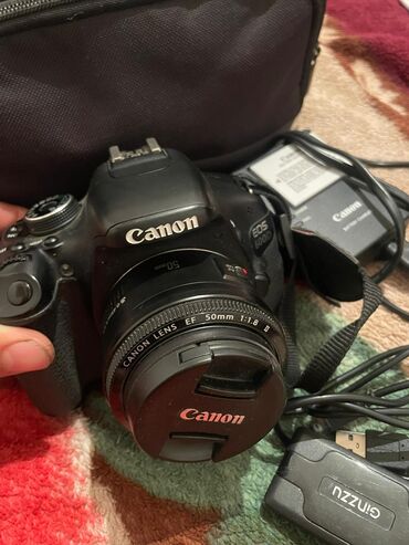 canon 10d: Зеркальный фотоаппарат Canon 600d с объективом хорошем состоянии