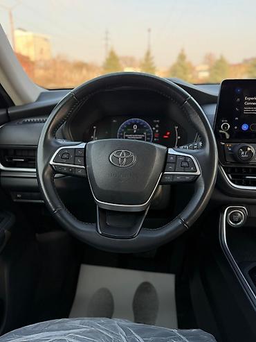Toyota: Toyota Grand Highlander: 2024 г., 2.4 л, Автомат, Бензин, Внедорожник — 10
