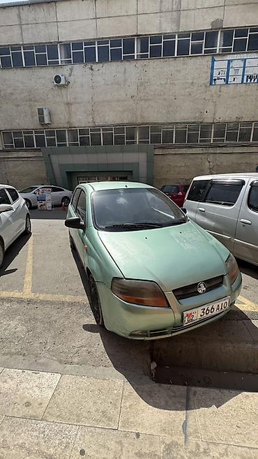 xpeng g3: Chevrolet Aveo: 2004 г., Бензин, Хэтчбэк — 3
