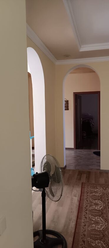 Həyət evləri və villaların satışı: 6 otaqlı, 200 kv. m, Kredit yoxdur, Yeni təmirli — 25