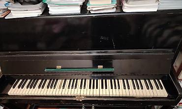 Pianolar: Upright pianino – qara rəngli, klassik korpuslu model - Tam ölçülü — 2
