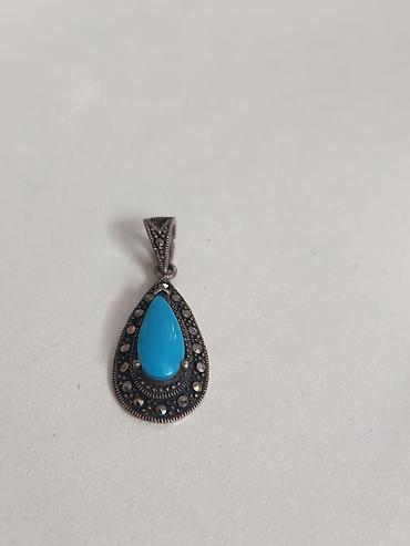 Bijuteriya: Zərif asma kolye ucu - Forma: damla - Mərkəz daş: parlaq mavi, damla — 2