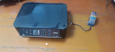 epson r390: Продаю принтер epson sx535wd. нужно обнулить памперс и прочистить