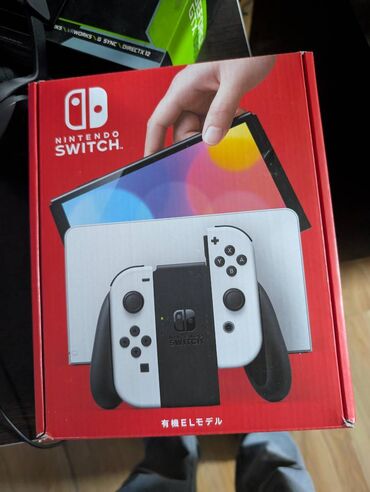 Nintendo Switch OLED: Продаю прошитую (чипированную) Nintendo Switch OLED 64 гб + 256 гб в