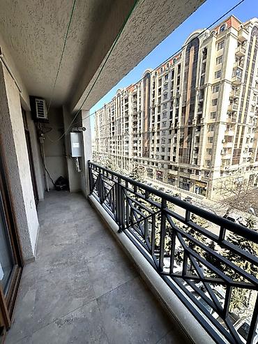 Mənzillər: 3 otaqlı, Yeni tikili, 102 kv. m — 8