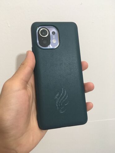купит телефон в рассрочку без банка: Xiaomi, Mi 11, Б/у, 128 ГБ, цвет - Голубой, 2 SIM