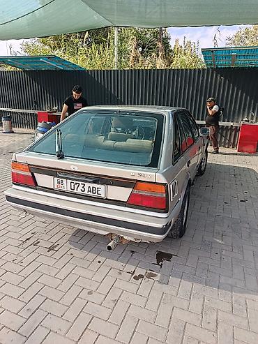 авто ярис: Nissan Bluebird: 1989 г., Механика, Хэтчбэк — 7