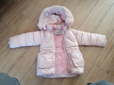 Sve za decu: Zimska jakna za devojcice u bebi roze boji. Postavljena krznom