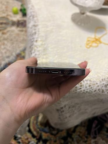 iphone 14 telefon: IPhone 14 Pro Max, 128 GB, Deep Purple, Barmaq izi, Zəmanət, Face ID — 4
