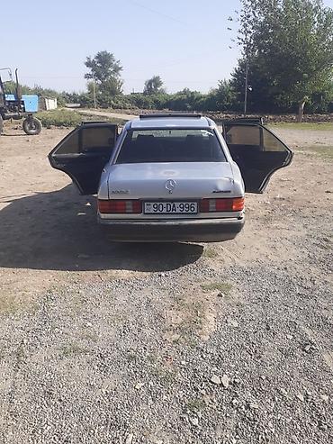 mercedes vito салон: Mercedes-Benz 190E (W201) sedan - Rəng: gümüşü - Kuzov: 4 qapılı — 4