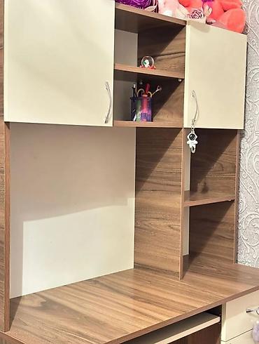 ofis stullar: Düz masa, Stulsuz, Polkalı, Siyirməli, Sadə laminat — 3