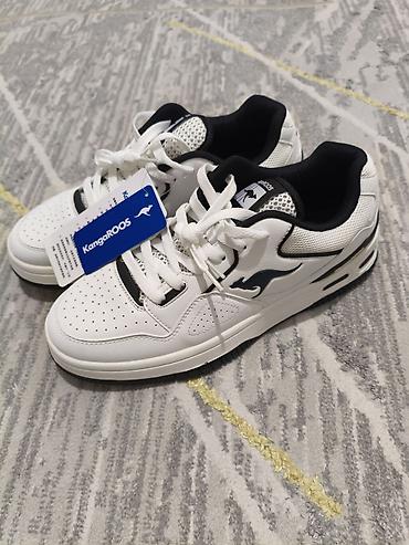 Личные вещи: KangaROOS – мужские/унисекс кроссовки, белые с чёрными акцентами - — 5