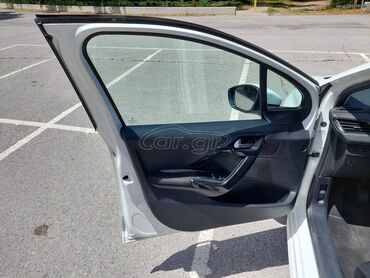 Peugeot: Peugeot 208: 1.2 l. | 2015 έ. 123000 km. Χάτσμπακ — 24