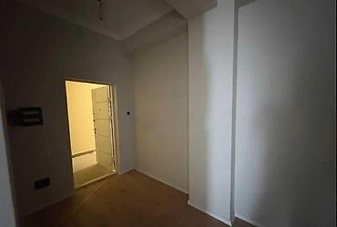 yari tikili: 4 otaqlı, Yeni tikili, m. 8 Noyabr, 128 kv. m — 10