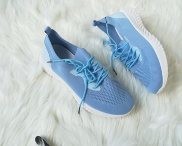 fake patike: 38, color - Light blue