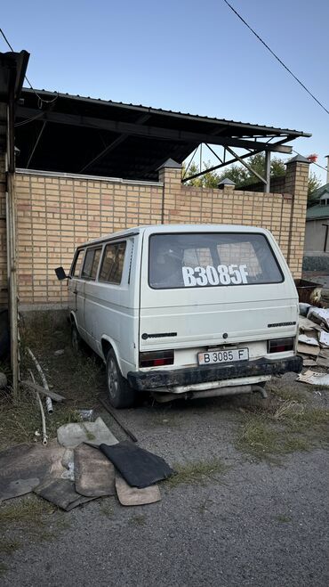 Volkswagen: Volkswagen Caravelle: 1986 г., 1.6 л, Механика, Дизель, Бус