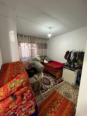 Продажа квартир: 3 комнаты, 60 м², Косметический ремонт — 9