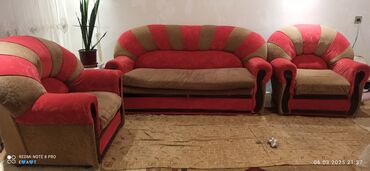 Divan və kreslo dəstləri: İşlənmiş, Divan, 2 kreslo, Bazasız, Açılan