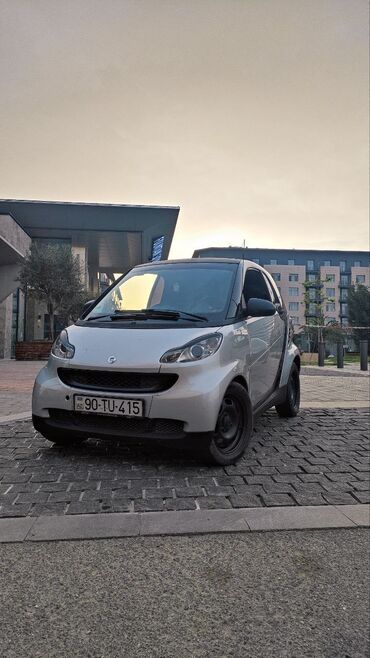 hyundai coupe: Smart Fortwo: 1 l | 2011 il 169600 km Kupe