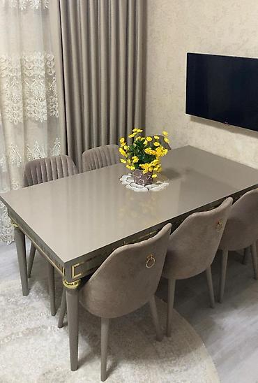Masa desti satılır 6stulu var En 90/uzunluq 1.80 .stol açılandı