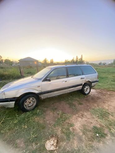 покрышка на жигули: Volkswagen Passat Variant: 1989 г., 1.8 л, Автомат, Универсал