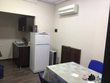 Ofislər: Nəsimi rayonu, 28 may metrosu yaınlığında, Səməd Vurğun bağına yaxın — 11