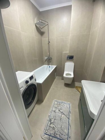 срочная продажа квартир в бишкеке: 2 комнаты, 53 м², Элитка, 3 этаж, Евроремонт