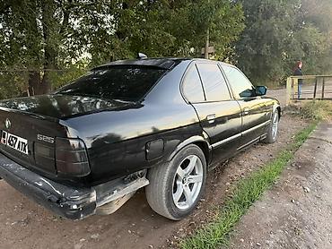 BMW: BMW 5 series: 1991 г., 2.5 л, Кол менен иштөөчү, Бензин, Седан — 7