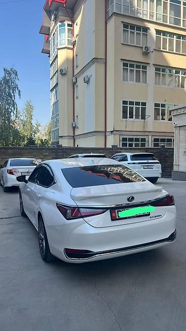 saf: Lexus ES: 2020 г., 2.5 л, Автомат, Гибрид, Седан — 2