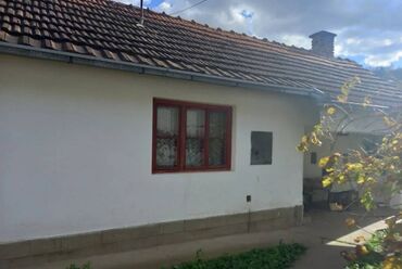 Kuće na prodaju: 80 kv. m, 4 sobe — 2