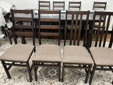 Стулья, табуреты: Продаю стулья, новые, почти не пользовались, состояние нового! Всего