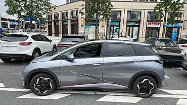 byd дельфин: BYD Dolphin: 2022 г., Электромобиль, Хэтчбэк — 3