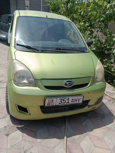 купить набор ключей force: Автомобиль Daihatsu Mira в кузове минивэн, окрашенный в светло-зеленый