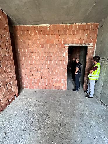 prefabrik ev: 1 otaqlı, Yeni tikili, 45 kv. m — 3