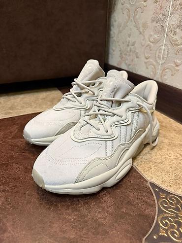 on cloud: Кроссовки adidas Ozweego (арт. GY6177) Размер 42 Цена 10 000 сом брали — 2
