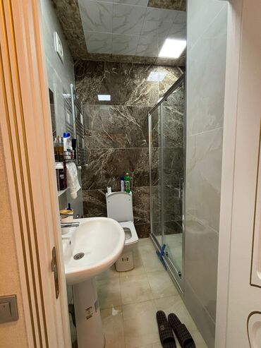 Mənzil kirayələyirəm: 2 otaqlı, 42 kv. m — 7