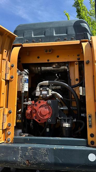 Экскаваторы: Экскаватор, Hyundai, Колесный — 6