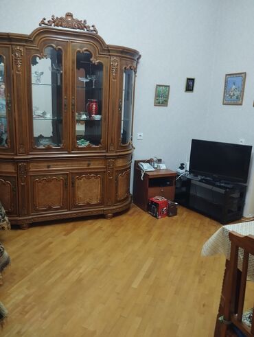 Qarajlar: ✨ Bayılda 2 otaqlı, işıqlı və rahat mənzil icarəyə verilir! ✨ 📍 Ünvan