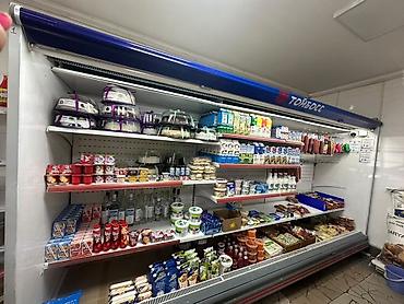 дорожный холодильник: Холодильная пристенная витрина открытая, гастрономическая Особенности — 2