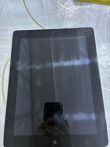 Apple iPad: Apple iPad planşet - Model: iPad (qara ön panel, alüminium arxa — 2