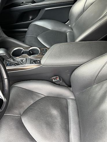 corolla 2018: Toyota Camry: 2021 г., 3.5 л, Автомат, Бензин, Седан — 8