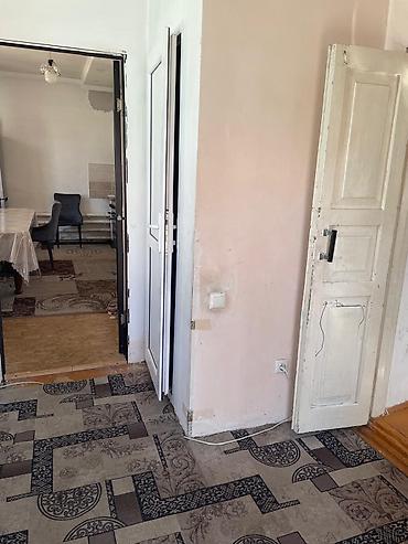 Продажа коттеджей и домов: Продается дом Район: Западный автовокзал Точный адрес: Краснодонцев — 9