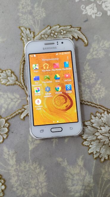 ac ace 4.9: Samsung Galaxy J1, Б/у, 4 ГБ, цвет - Белый, 2 SIM