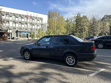 коробка на венто: Volkswagen Vento: 1993 г., 1.8 л, Механика, Бензин, Седан — 4