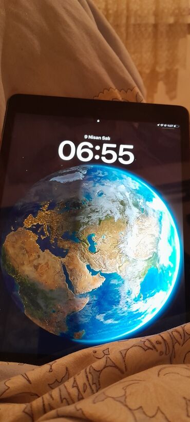 wifi gücləndirici: Salam aleykum ipad 9th hec bir problems yoxdu arxasinda nokte batq